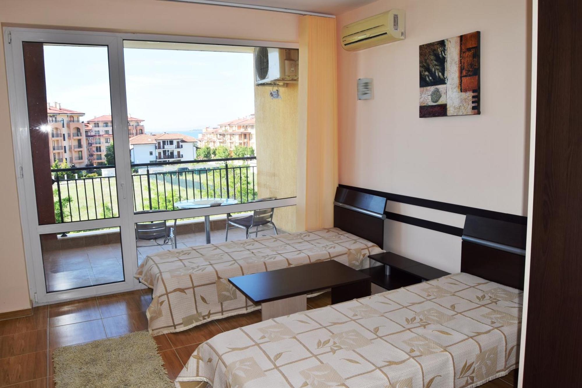 סבטי ולאס Bright Studio With Parking & Pool מראה חיצוני תמונה